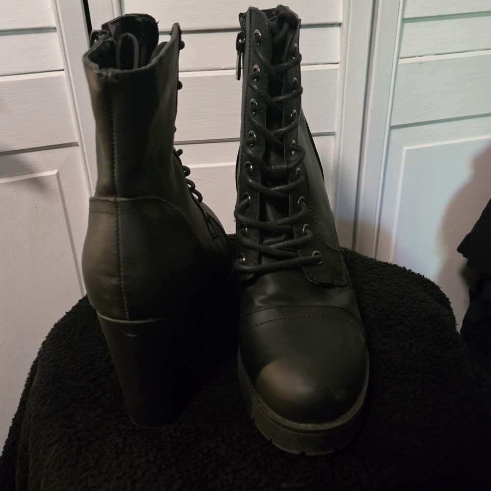 Black Women's Chunky High Heeled Lace-Up Ankle Boots